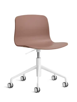 About a Chair AAC50 fra Hay