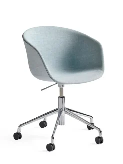 About a Chair AAC52 fra Hay