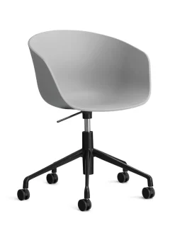 About a Chair AAC52 fra Hay