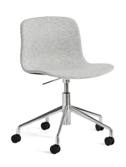 About a Chair AAC51 fra Hay