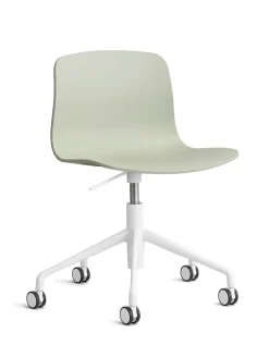 About a Chair AAC51 fra Hay