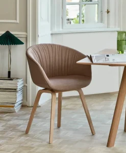 About a Chair AAC23 fra Hay