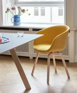 About a Chair AAC23 fra Hay