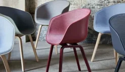 About a Chair AAC23 fra Hay