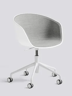 About a Chair AAC20 fra Hay