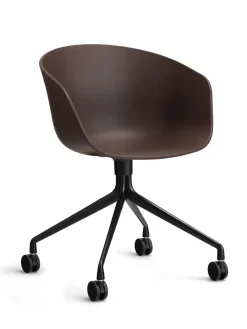 About a Chair AAC20 fra Hay