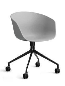 About a Chair AAC20 fra Hay