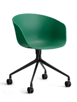 About a Chair AAC20 fra Hay