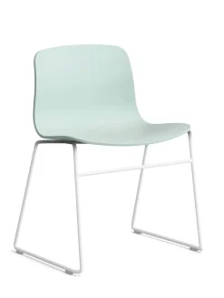 About a Chair AAC08 fra Hay