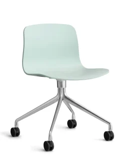 About a Chair AAC10 fra Hay