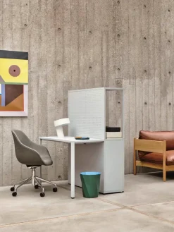 About a Chair AAC127 fra Hay