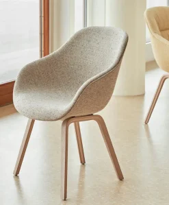About a Chair AAC155 Soft fra Hay