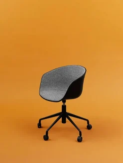 About a Chair AAC21 Soft fra Hay