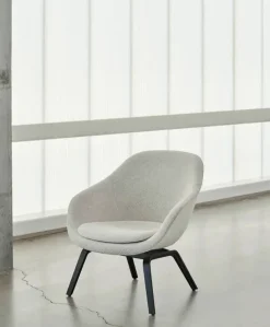 About a Lounge Chair low AAL83 fra Hay