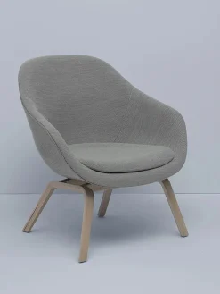 About a Lounge Chair low AAL82 fra Hay