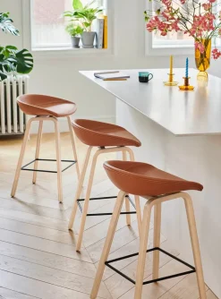 About a Stool AAS33 fra Hay