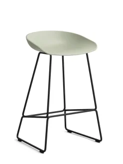 About a Stool AAS39 fra Hay