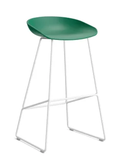 About a Stool AAS39 fra Hay