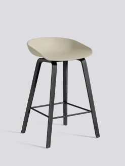 About a Stool AAS32 fra Hay