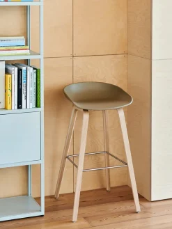 About a Stool AAS32 fra Hay