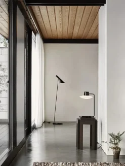 AJ Oxford 410 Bordlampe fra Louis Poulsen