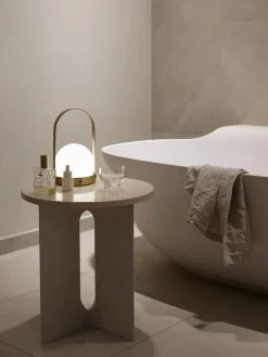 Androgyne Side Table fra Audo Copenhagen