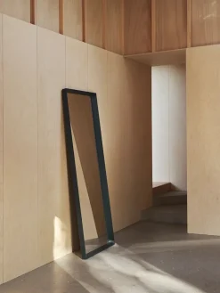 Arced Mirror, 170x61 fra Muuto