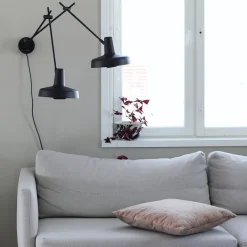 Arigato 2 væglampe fra Grupa