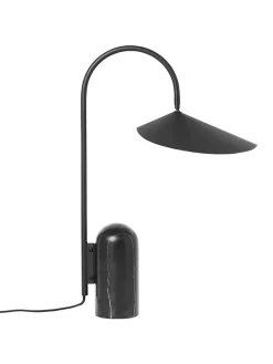 Arum bordlampe fra Ferm Living