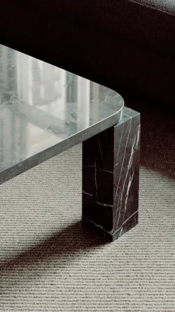 Atlas Sofabord 600x600, Natural Oak fra New Works