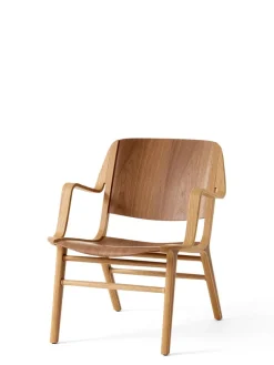 AX HM11 Stol, eg/valnød fra &Tradition