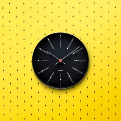 Bankers club vægur af Arne Jacobsen i sort (Ø: 29)