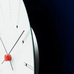 Bankers club vægur af Arne Jacobsen (Ø: 12)