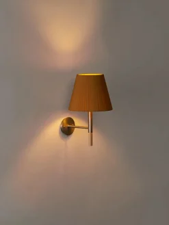 BC2 Væglampe fra Santa and Cole
