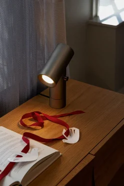 Beam Table Lamp fra Muuto