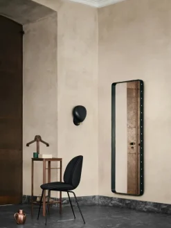 Beetle Chair, fuldpolstret fra GUBI