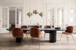 Beetle Chair, fuldpolstret fra GUBI