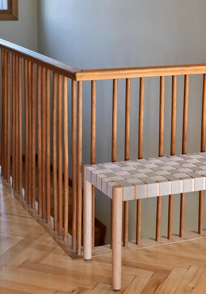 Betty bænk TK5 fra &Tradition