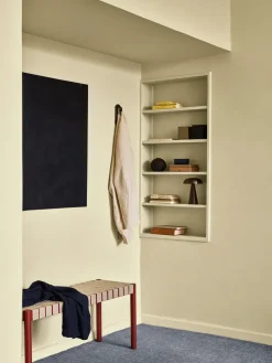 Betty bænk TK5 fra &Tradition