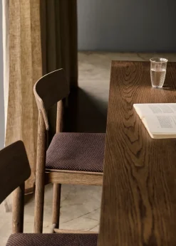 Betty TK14 counterstol med polster fra &Tradition