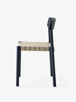 Betty TK1 spisebordsstol fra &Tradition