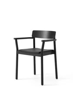 Betty TK11 Spisebordsstol, røget eg/sort læder fra &Tradition