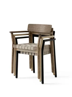 Betty TK9 Spisebordsstol, røget eg fra &Tradition