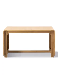 BM 71 Biblioteksbord af Børge Mogensen