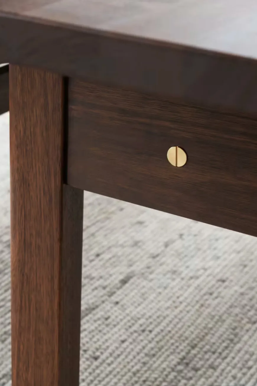 BM0698 Asserbo spisebord af Børge Mogensen