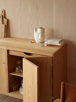 BM0057 Skænk af Børge Mogensen