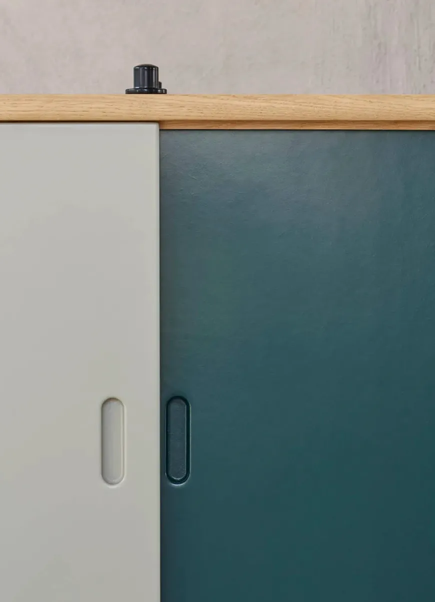 BM0253-5 Skænk af Børge Mogensen