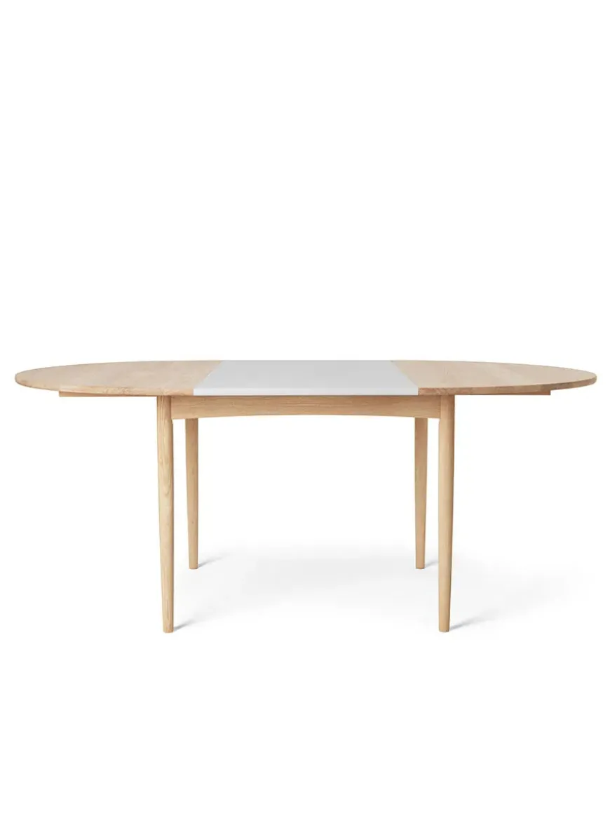 BM0121 Spisebord, olieret eg af Børge Mogensen