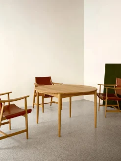 BM0121 Spisebord, sæbebehandlet eg af Børge Mogensen