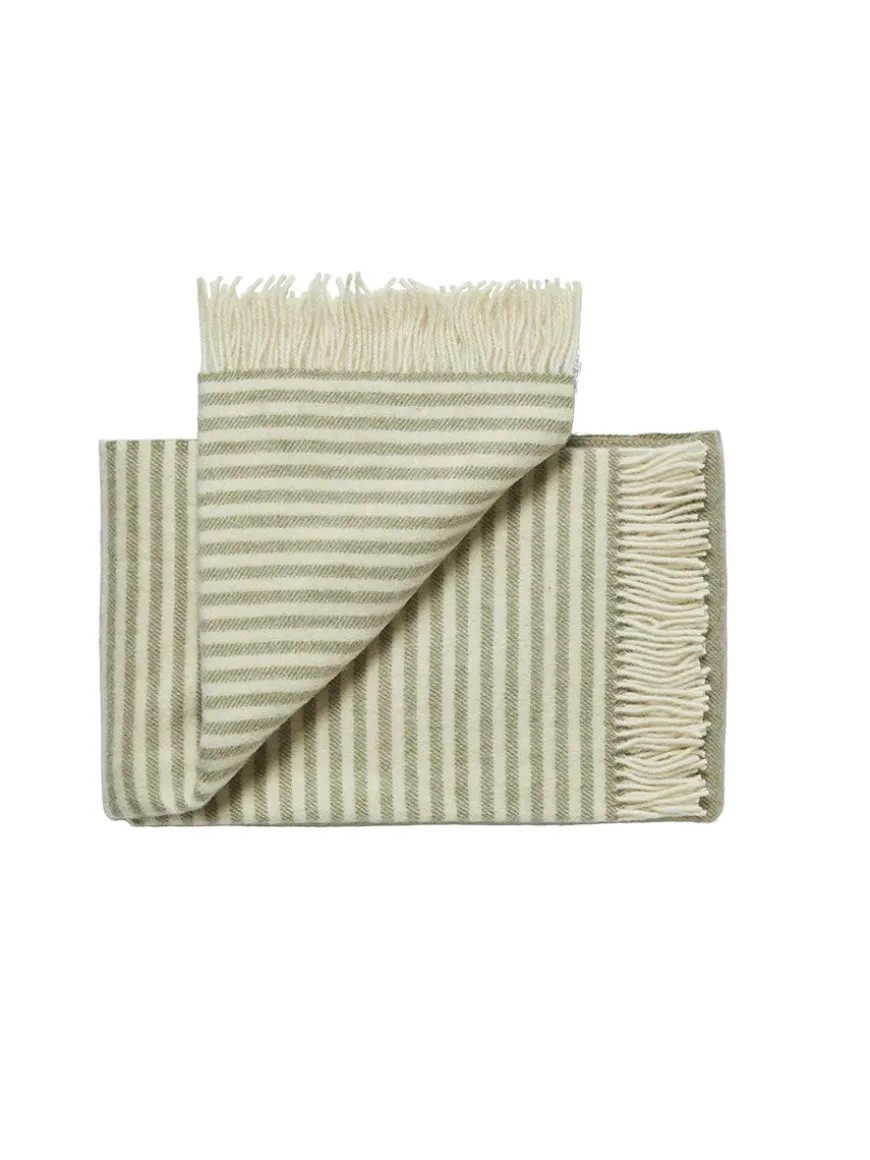 Bogø Plaid, light green fra Silkeborg Uldspinderi